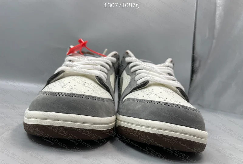 Nike SB Dunk Low x Yuto Wolf Grey 2
