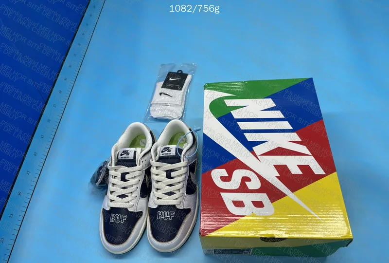 Nike SB Dunk New York 7