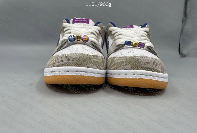 Nike SB Dunk Seller Placed Different Shoe 2