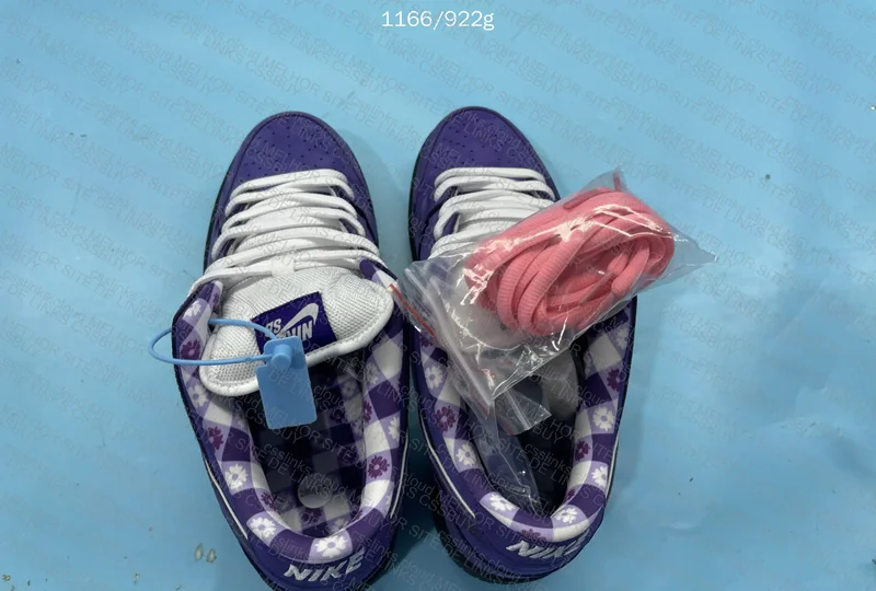 Nike SB Dunk Purple Lobster 3