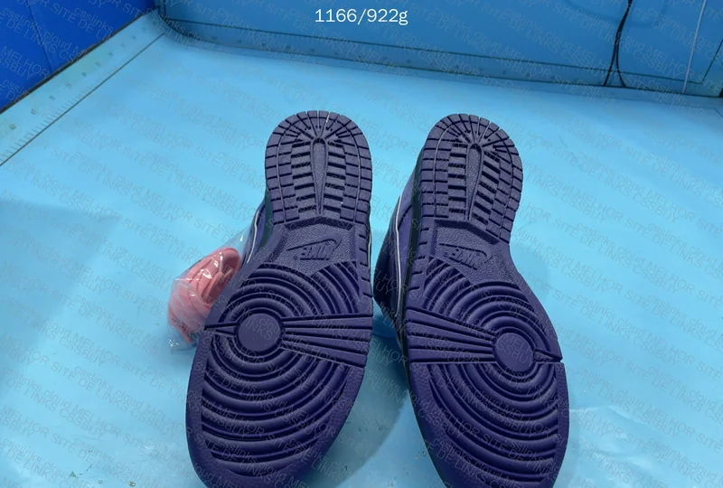Nike SB Dunk Purple Lobster 8