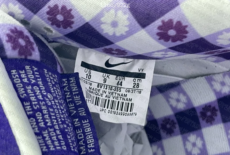 Nike SB Dunk Purple Lobster 9