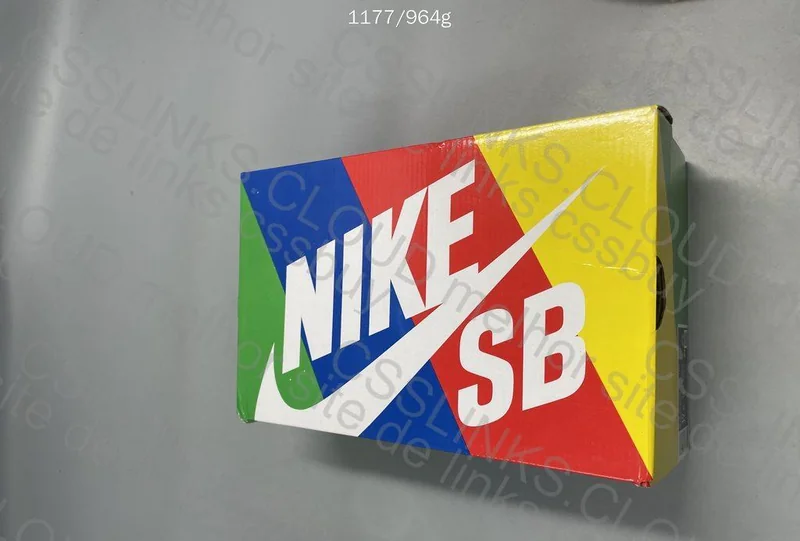 NIKE SB NECKFACE