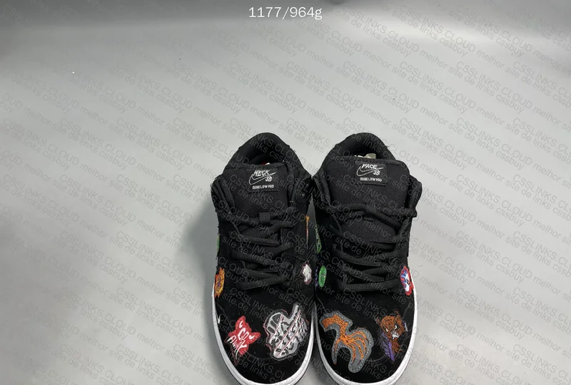 NIKE SB NECKFACE 2