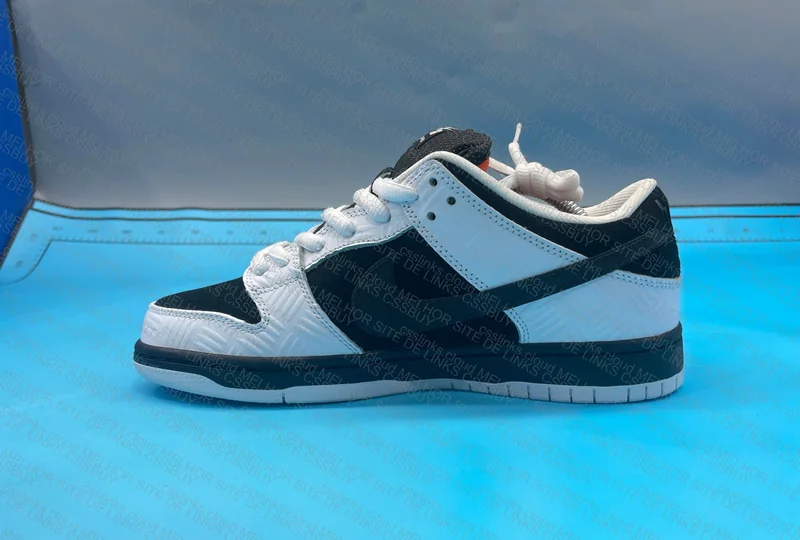 Nike sb thight booth 6
