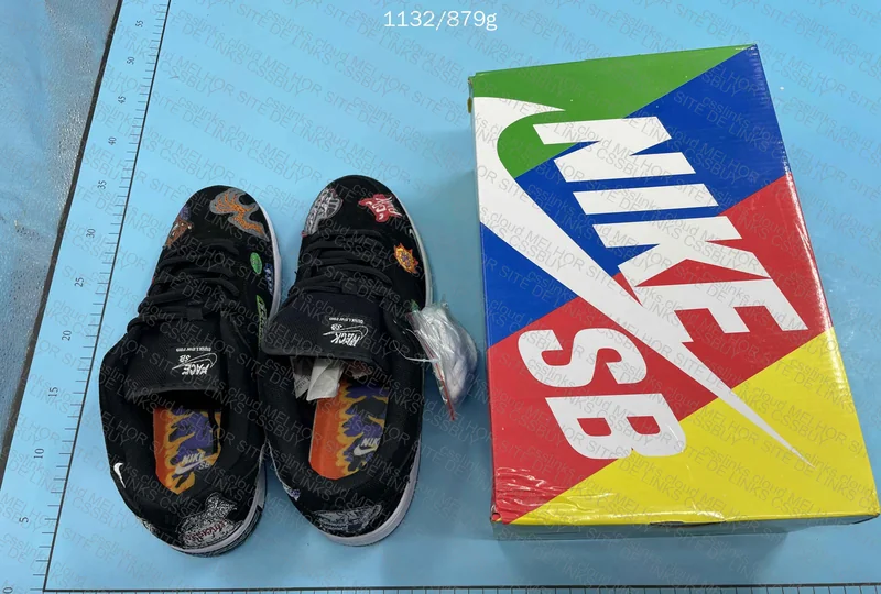 Nike sb X neck face 8