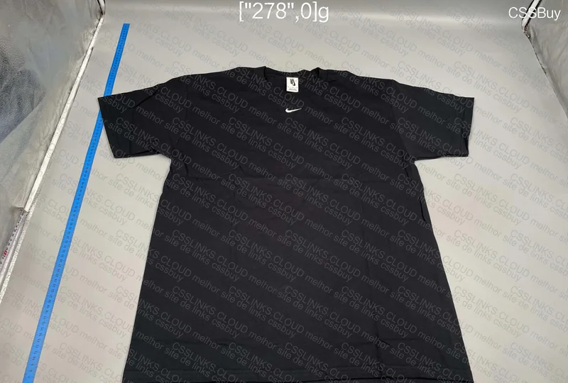 Nike Shirt Mini Swoosh 3