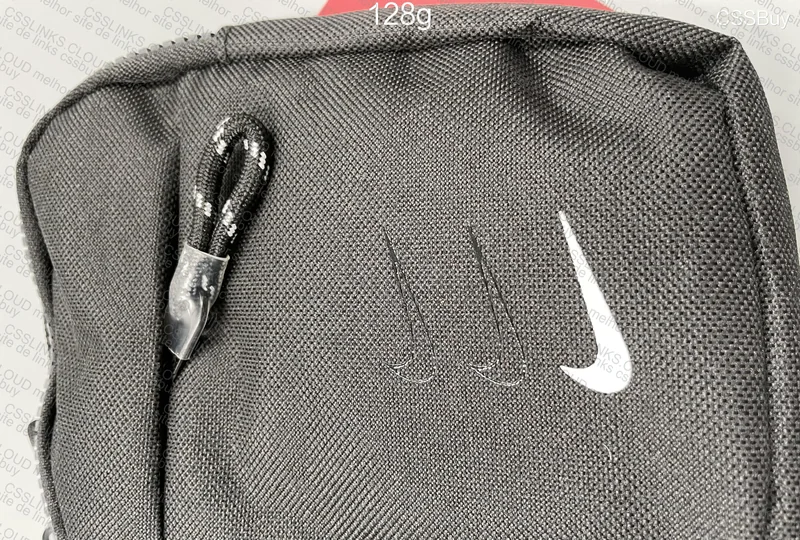 NIKE SHOULDER BAG