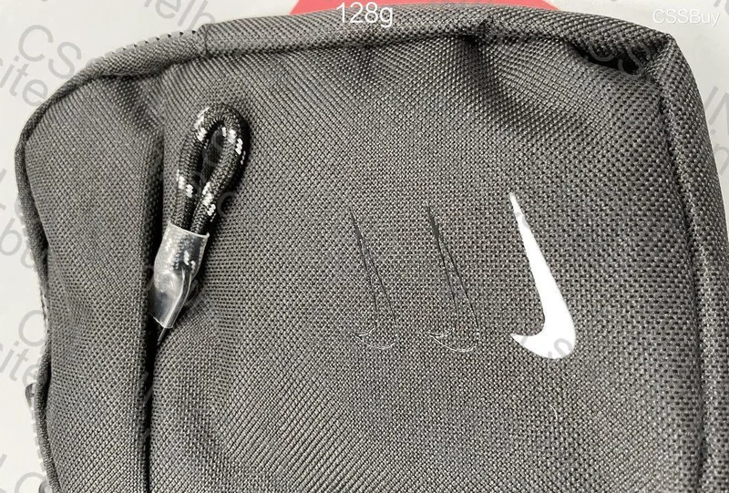 NIKE SHOULDER BAG 2