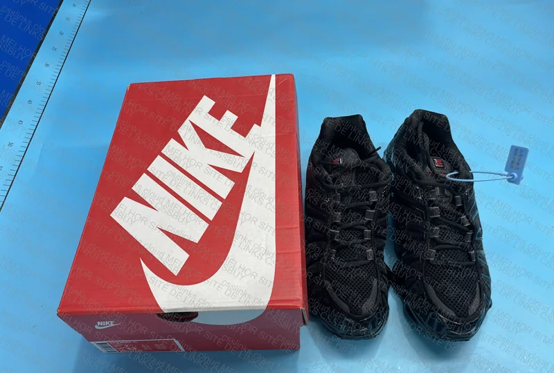 Nike Shox (12 mola) 9