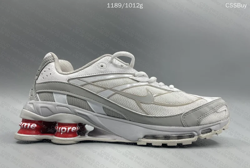 Nike Shox R4 Supreme 7