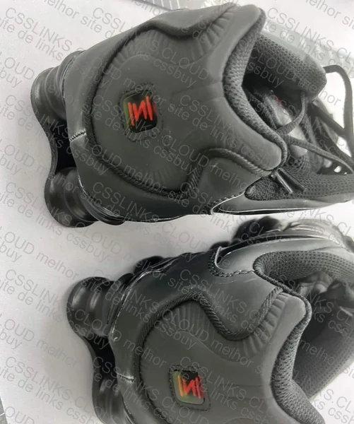 NIKE SHOX REATIVO COM CALOR 5