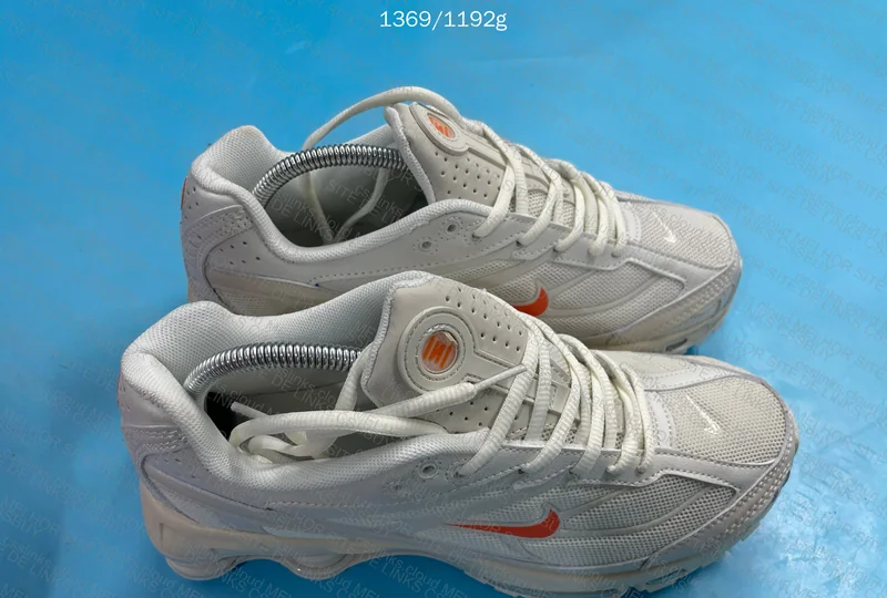 Nike shox ride v2