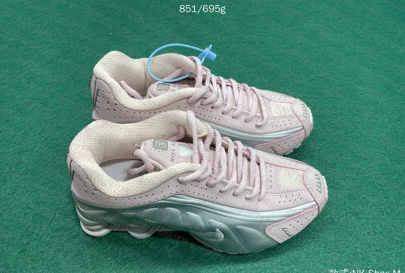 Nike Shox Pink