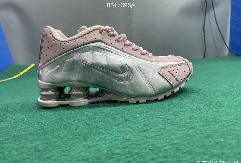 Nike Shox Pink 4