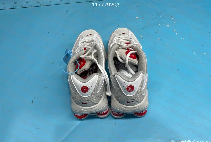 nike shox supreme