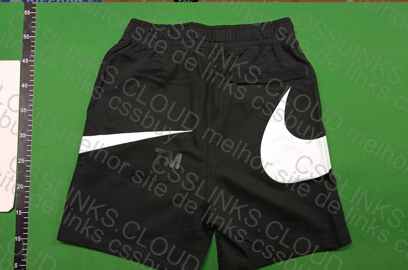 Nike Sig Swoosh 2