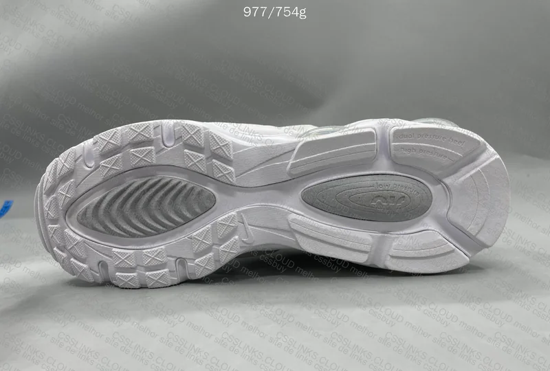Nike TailWind Original 7