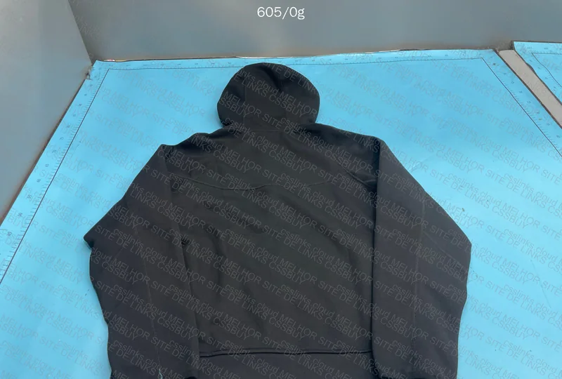 Nike Tech (with Measurements) 4