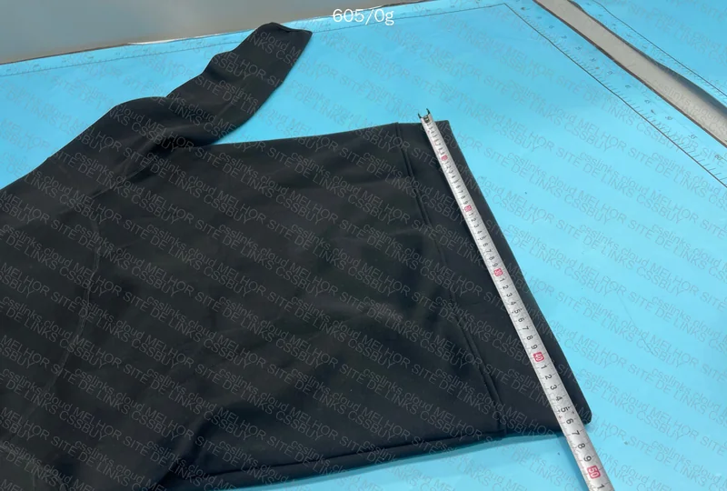 Nike Tech (with Measurements) 9