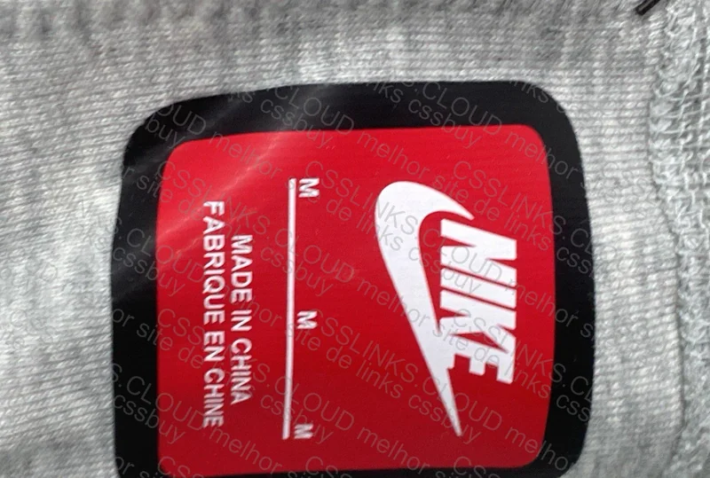 Mature Nike Tech 6