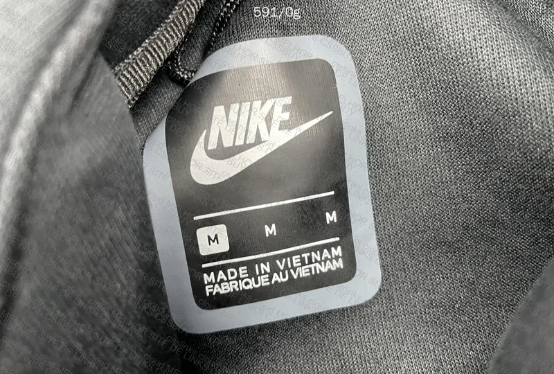 Nike Tech Flecee Black 2