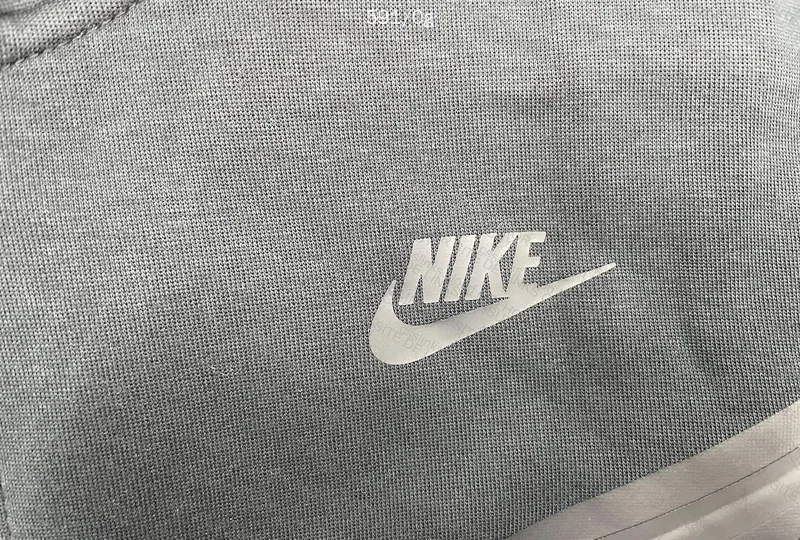 Nike Tech Flecee Black 4