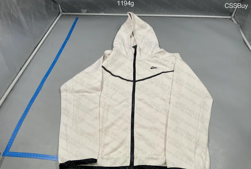 Nike Tech Fleece