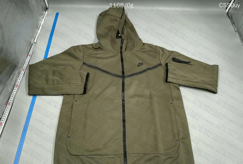 Nike Tech Fleece 9