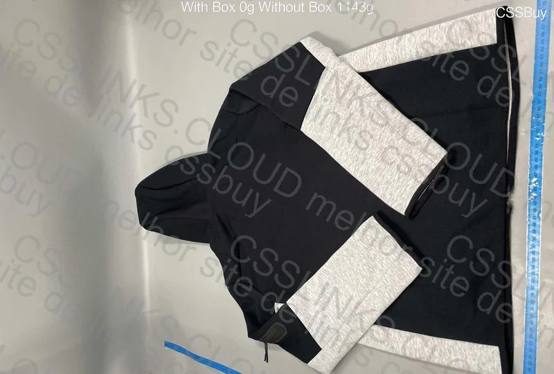 Nike Tech Fleece