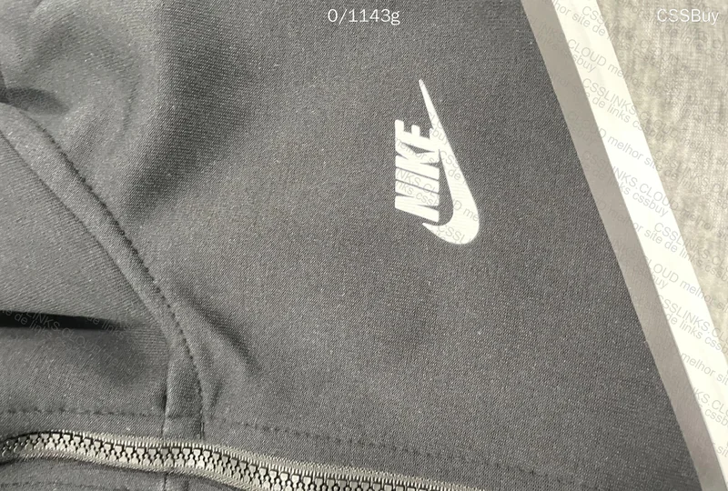Nike Tech Fleece 6