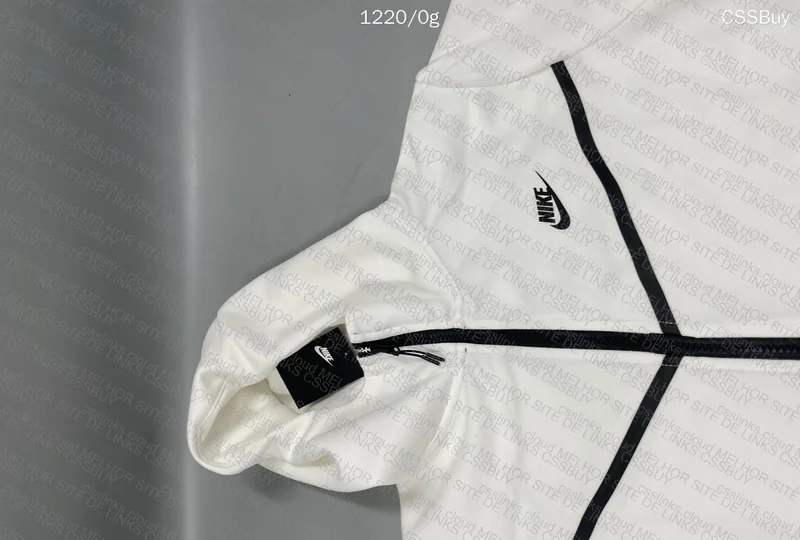 Nike Tech Fleece 2