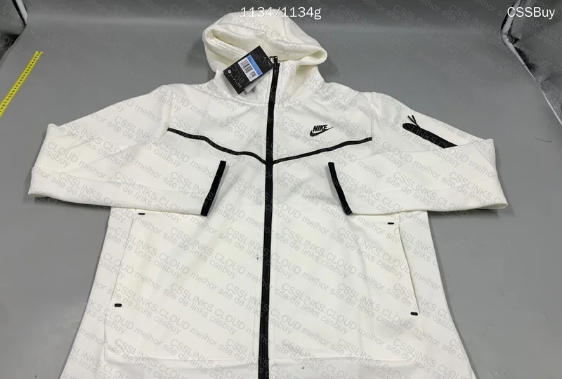 Nike Tech Fleece 4