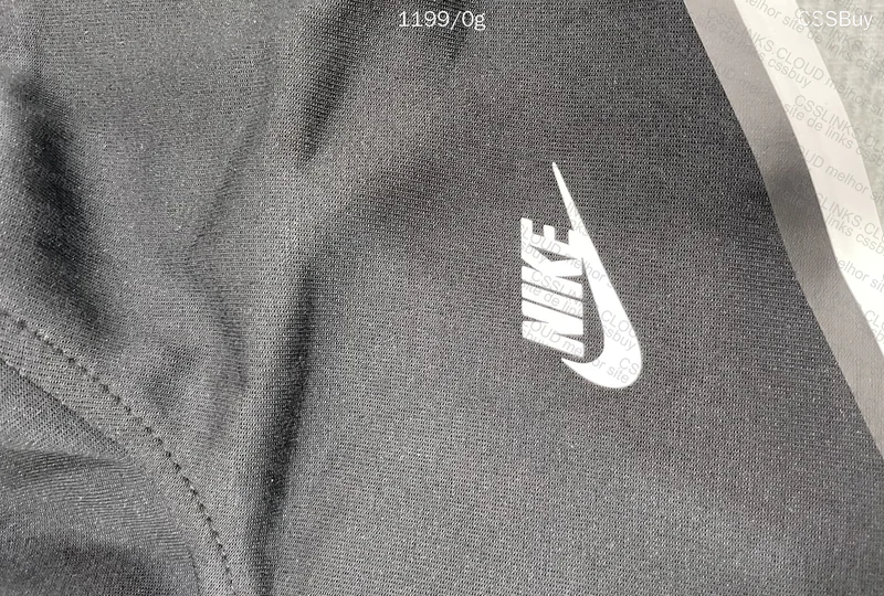 Nike Tech Fleece 6