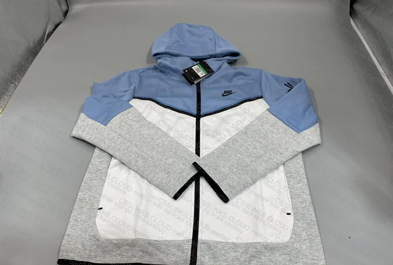 Nike Tech Fleece