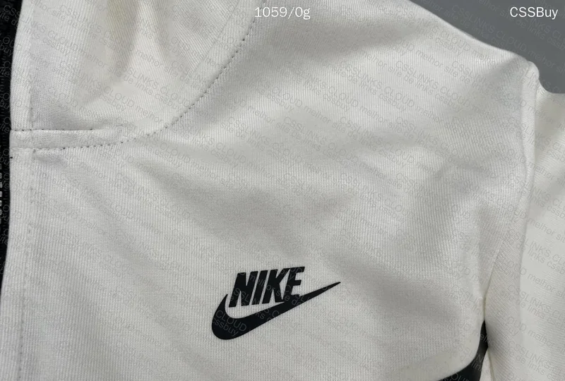 nike tech fleece 2