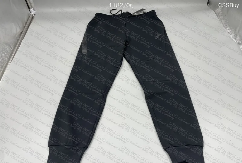 Nike Tech Fleece