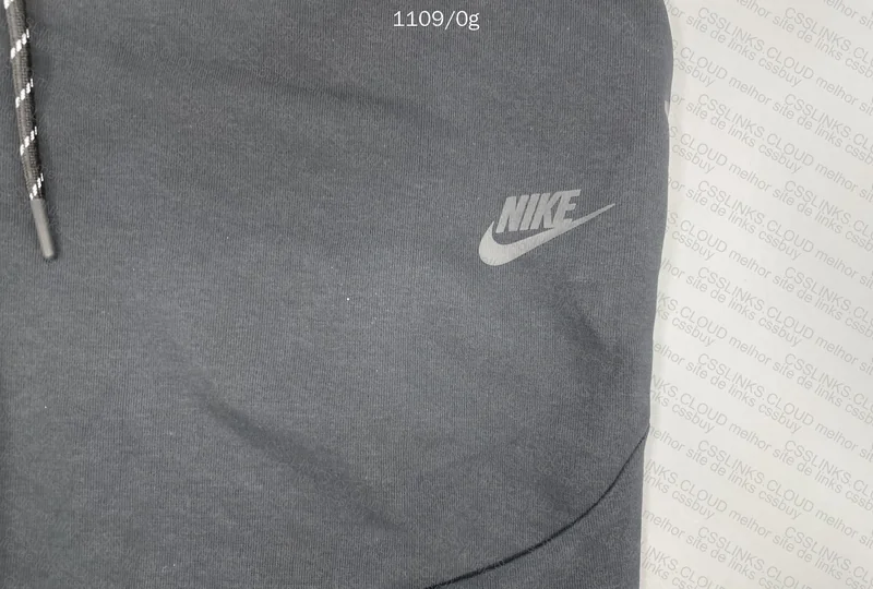 Nike Tech Fleece 6