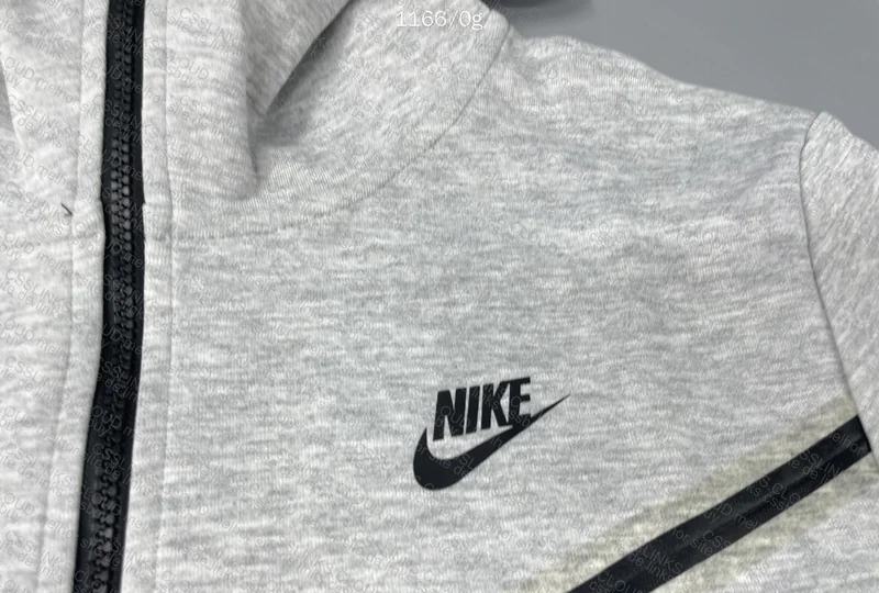 NIKE TECH FLEECE 4