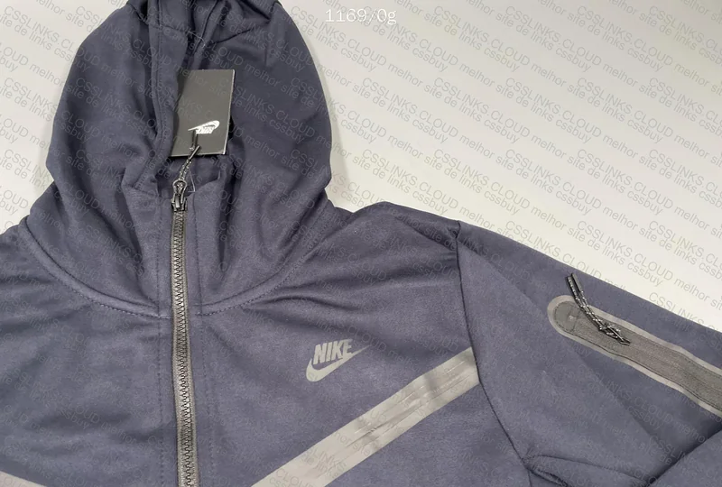 Nike Tech Fleece 4