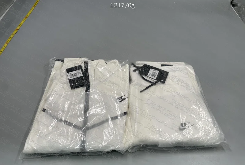Nike Tech Fleece