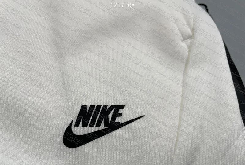 Nike Tech Fleece 8