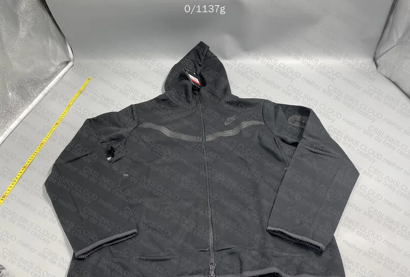 Nike Tech Fleece
