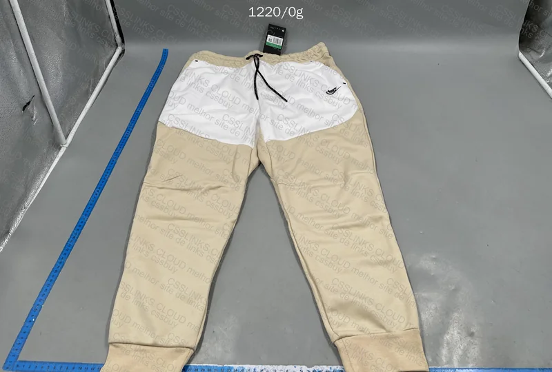 Nike TECH FLEECE 3