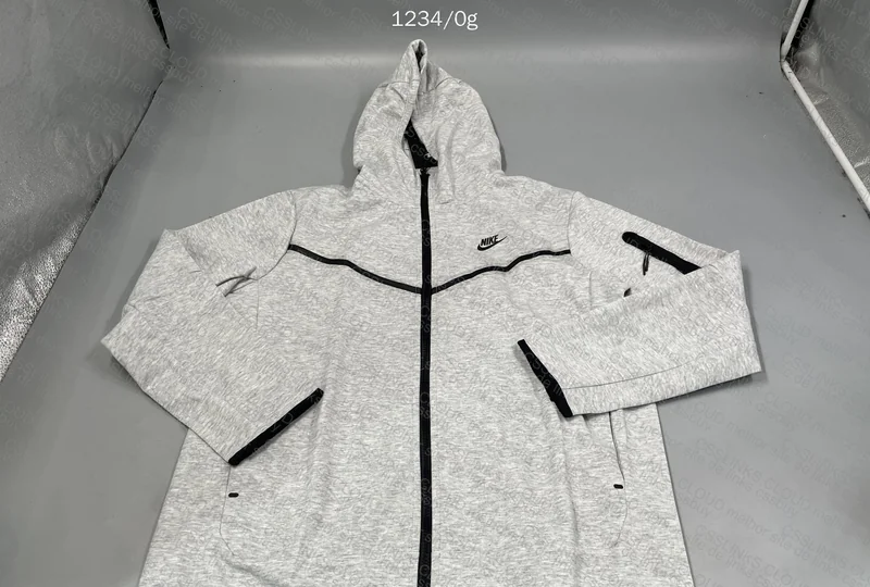 nike tech fleece
