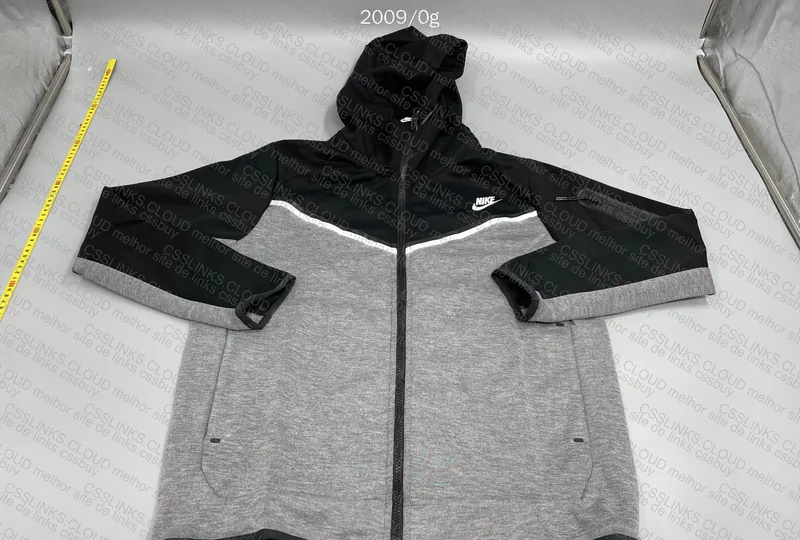 Nike Tech Fleece