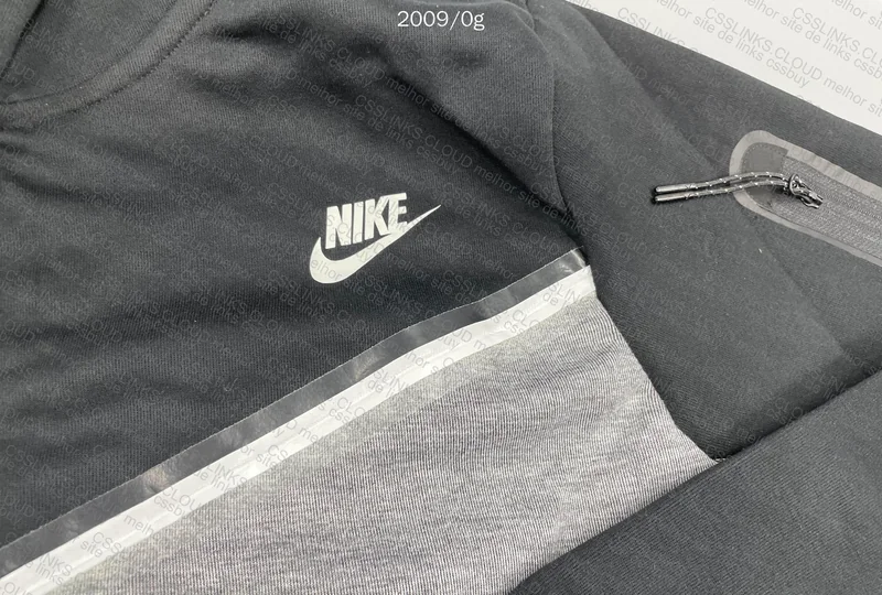 Nike Tech Fleece 4