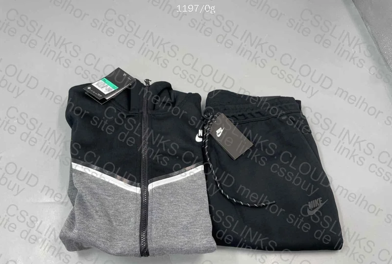 Nike Tech Fleece 6