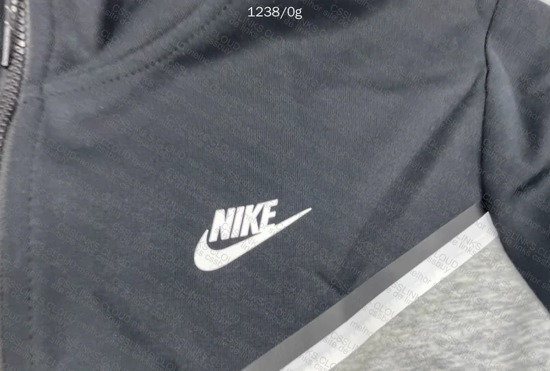 Nike Tech Fleece 4