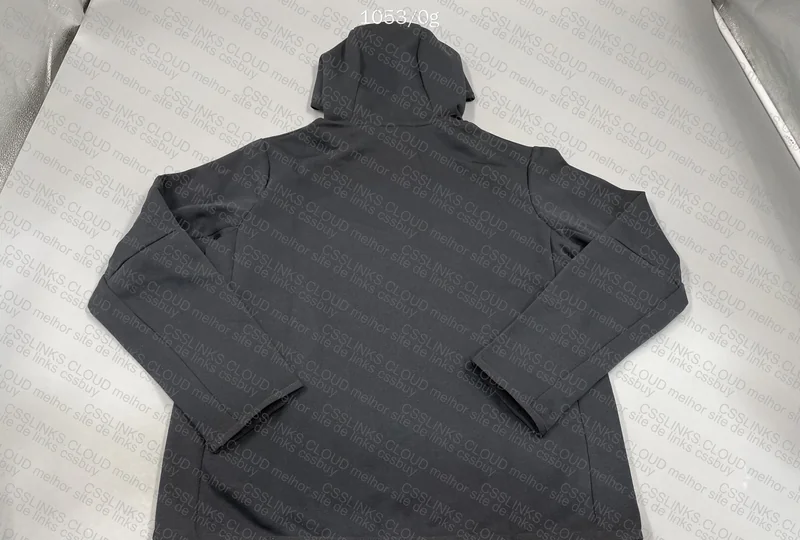 Nike tech fleece 5